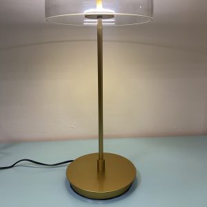 Luminaria de mesa transparente